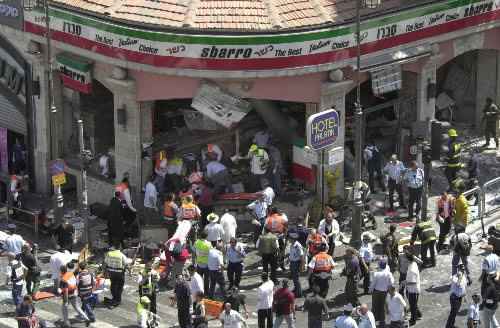 Pizzeria Sbarro w Jerozolimie po ataku. Fot. Wikipedia