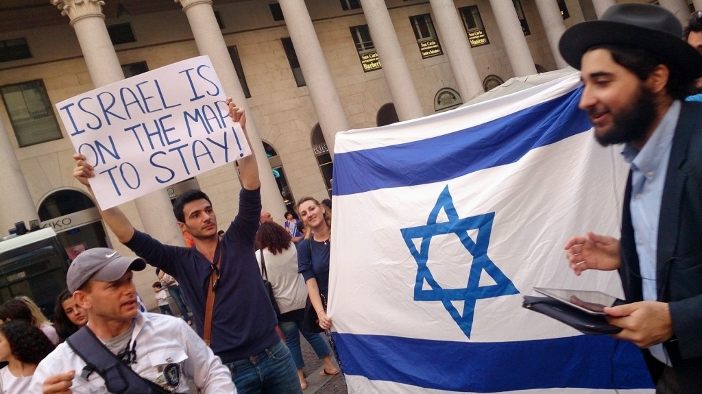 Demonstracja poparcia dla Izraela w lipcu 2014 r. Fot. fabcom_DSC_8212, Flickr CC by 2.0.